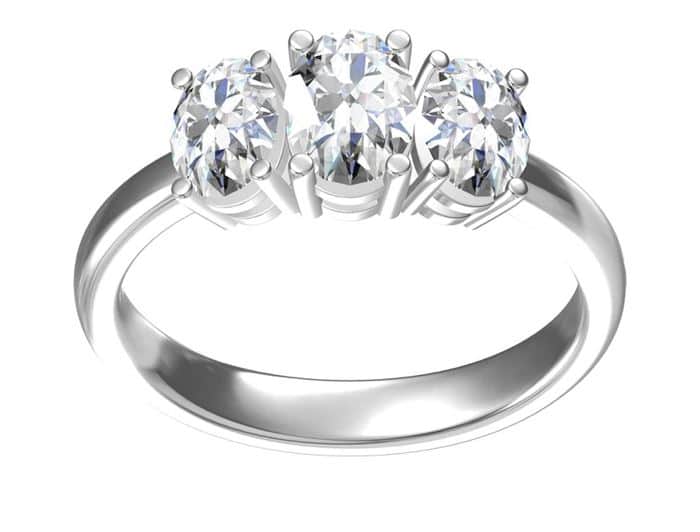 טבעת אירוסין 3 יהלומים חיתוך אובלי.